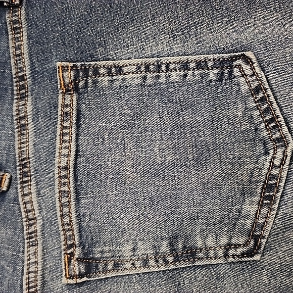 OLD NAVY MEN'S JEANS - Picture 6 of 9